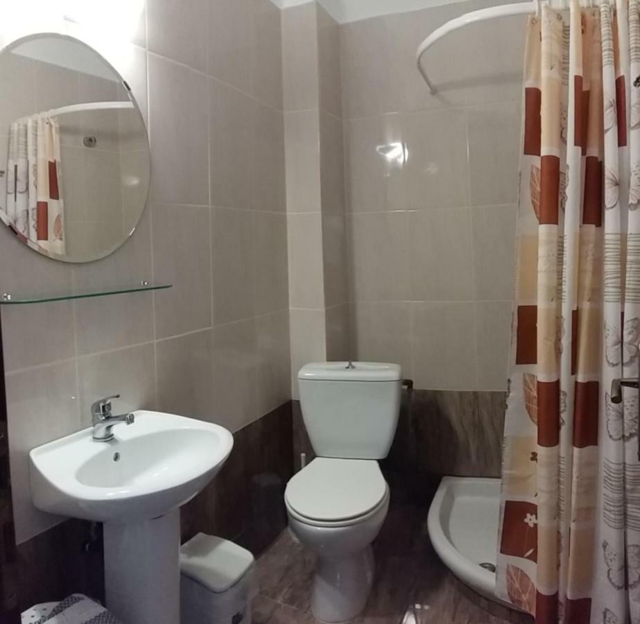 Gougousis Apartments Kaloyiros Luaran gambar