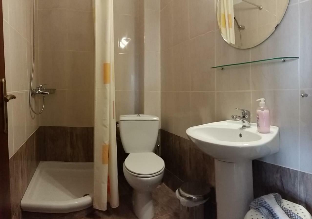 Gougousis Apartments Kaloyiros Luaran gambar