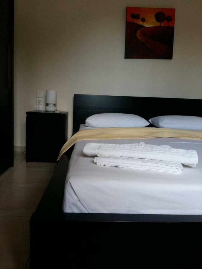 Gougousis Apartments Kaloyiros Luaran gambar